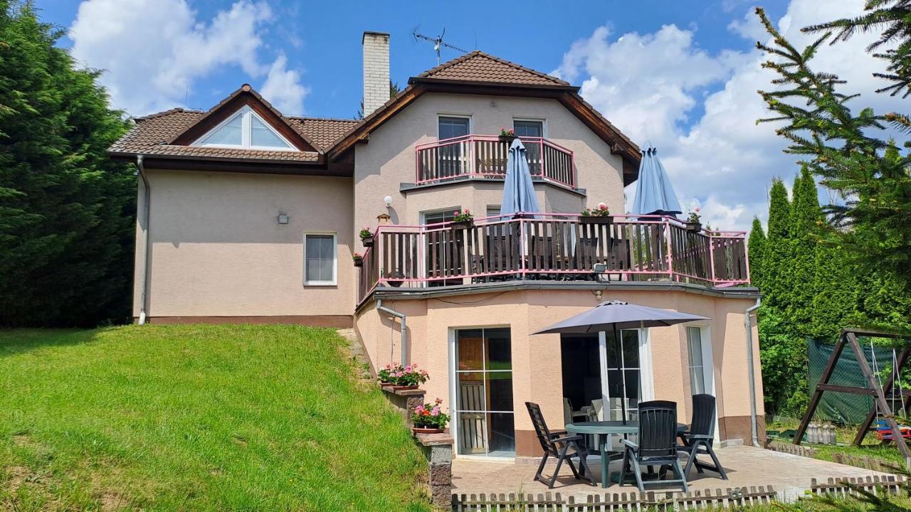 Villa Vranov 55 Čerčany エクステリア 写真